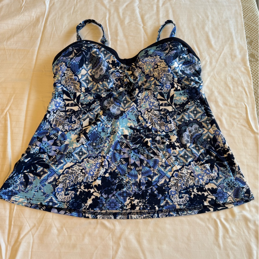 Blue Patterned Tankini Top